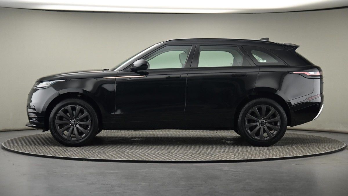 Land Rover Range Rover Velar Image 22