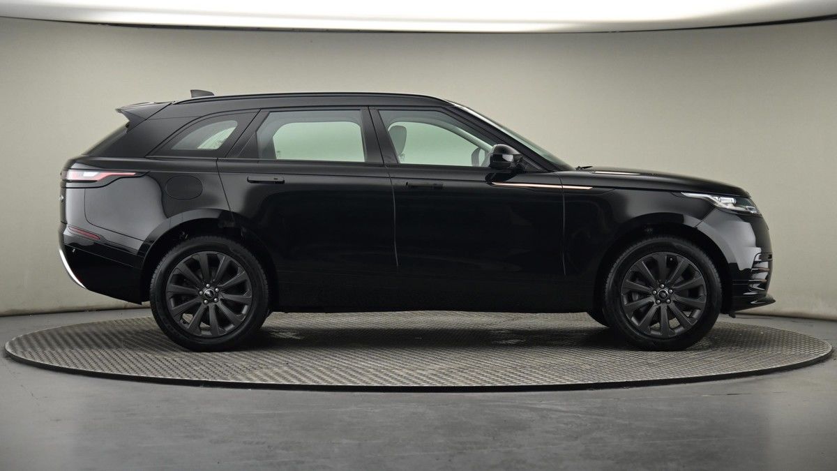 Land Rover Range Rover Velar Image 26