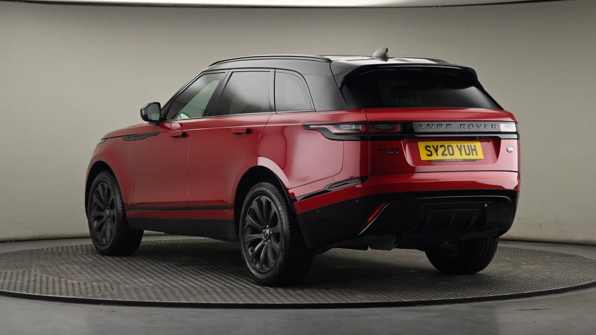 Land Rover Range Rover Velar Image 24