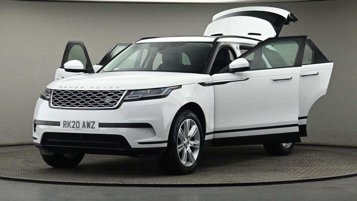 Land Rover Range Rover Velar Image 28