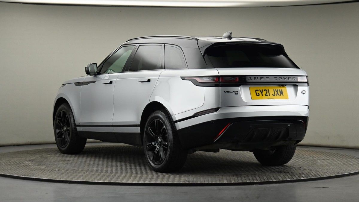Land Rover Range Rover Velar Image 24