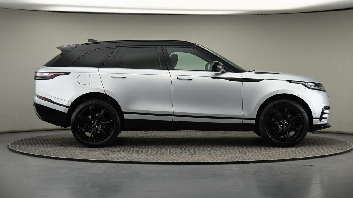 Land Rover Range Rover Velar Image 27