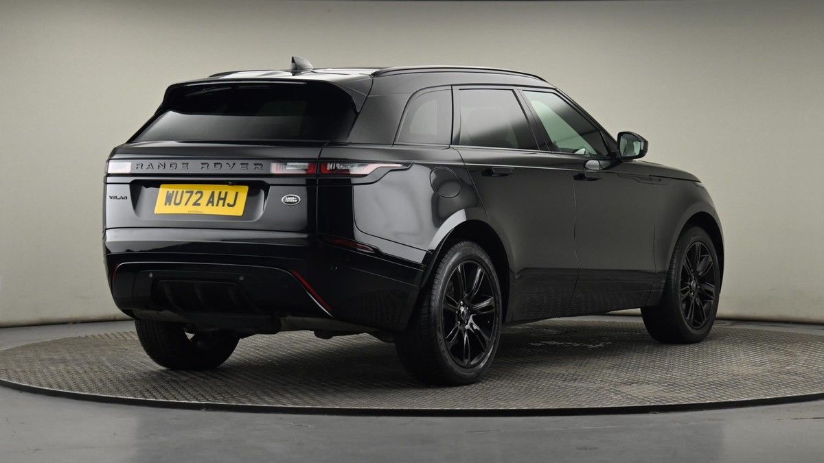 Land Rover Range Rover Velar Image 26