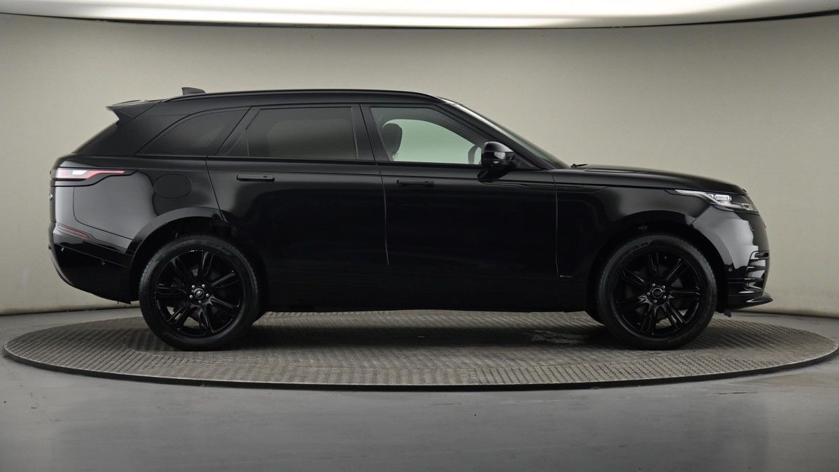 Land Rover Range Rover Velar Image 27