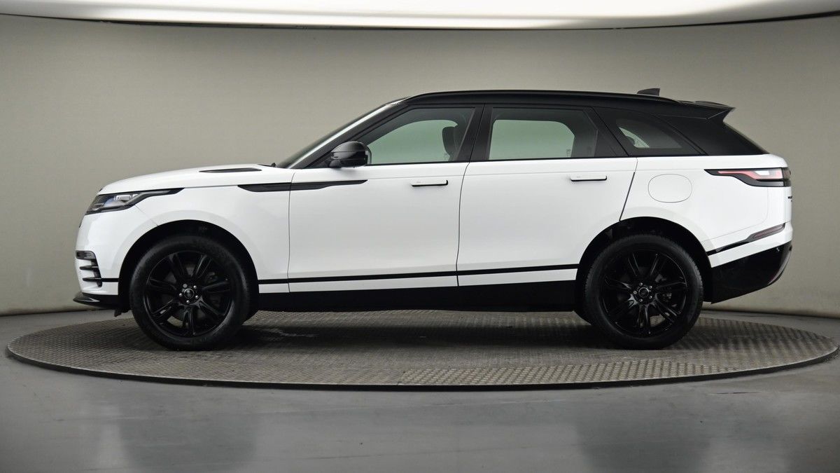 Land Rover Range Rover Velar Image 23