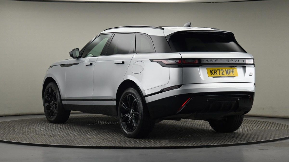 Land Rover Range Rover Velar Image 24