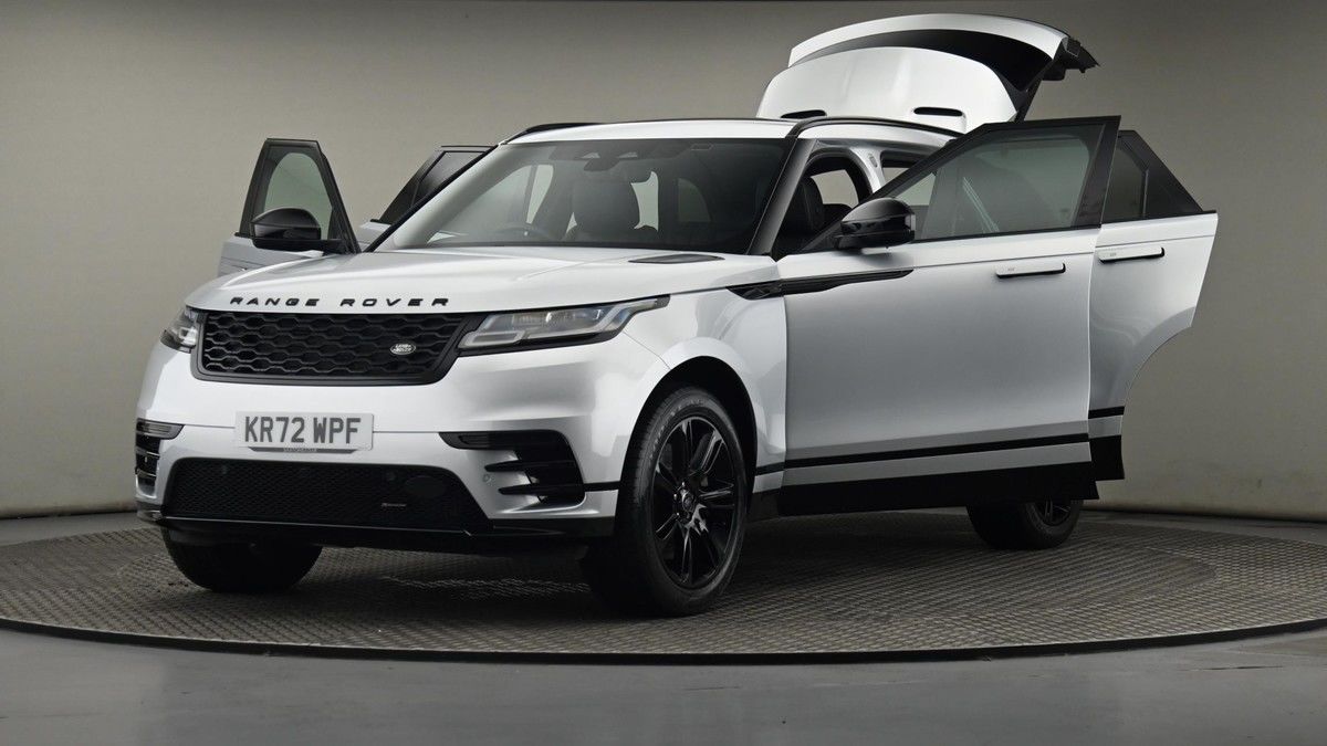 Land Rover Range Rover Velar Image 28