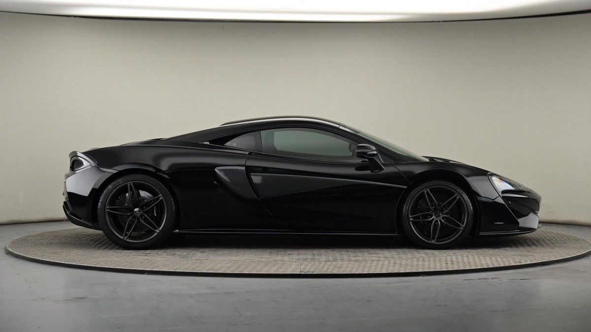McLaren 570S Image 53
