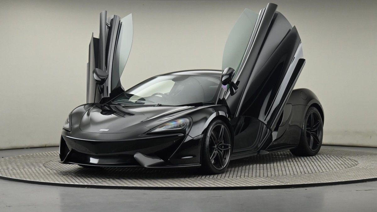 McLaren 570S Image 56