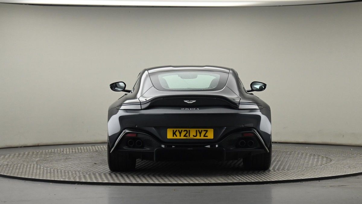 Aston Martin Vantage Image 25