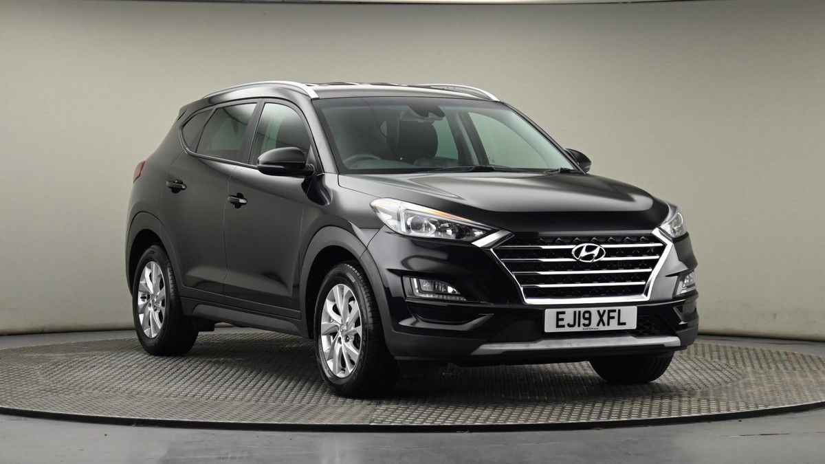 Hyundai TUCSON Sticky Header Image