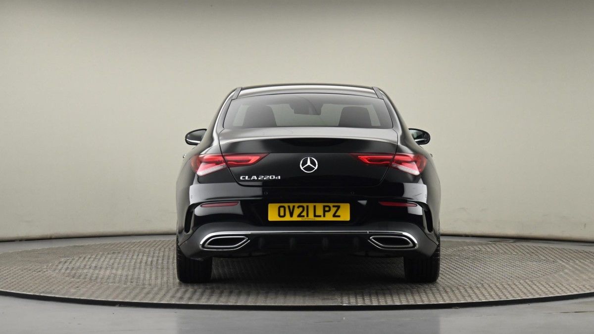 Mercedes-Benz CLA Image 24