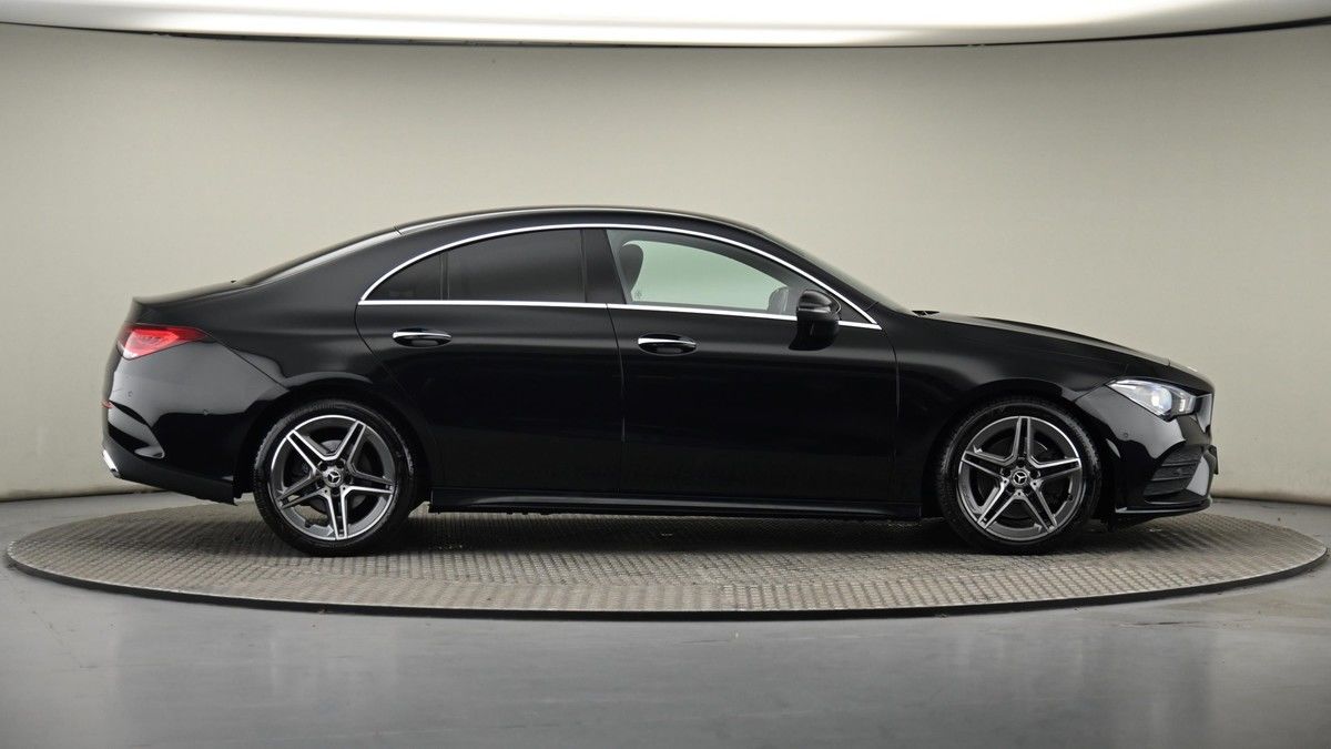 Mercedes-Benz CLA Image 26