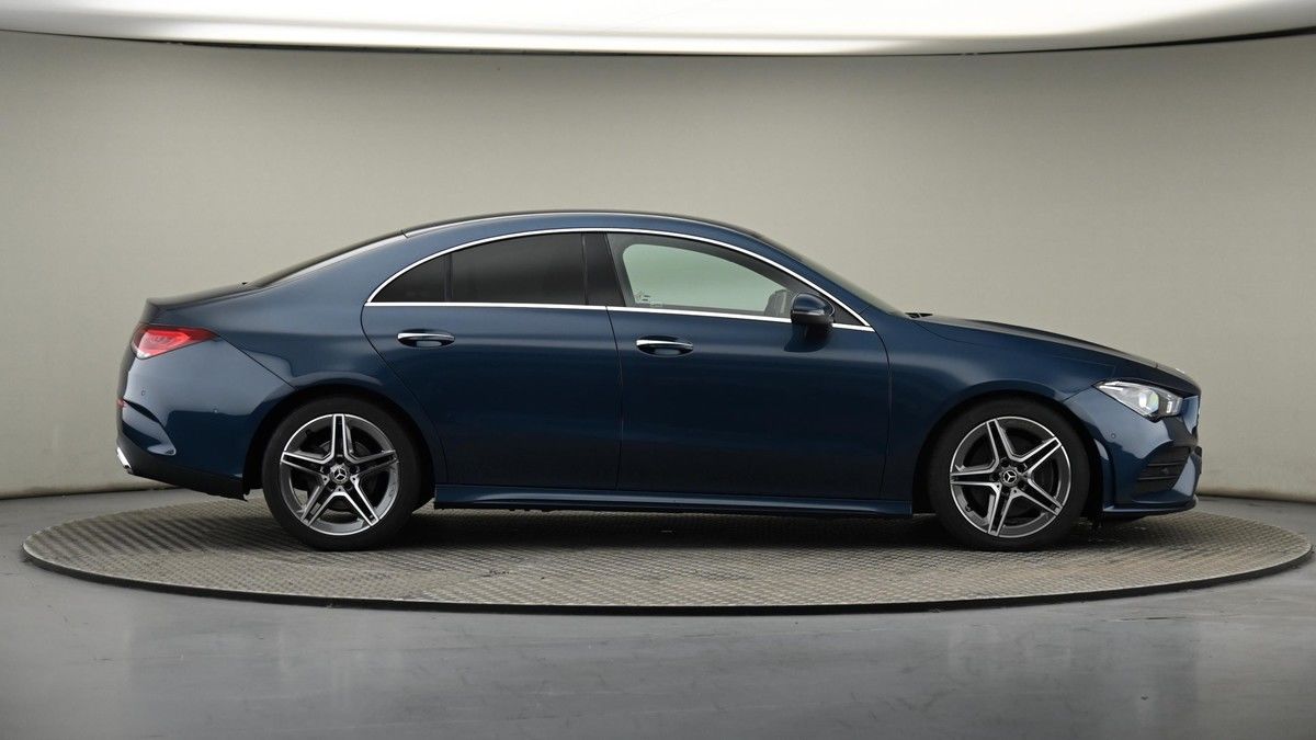 Mercedes-Benz CLA Image 26