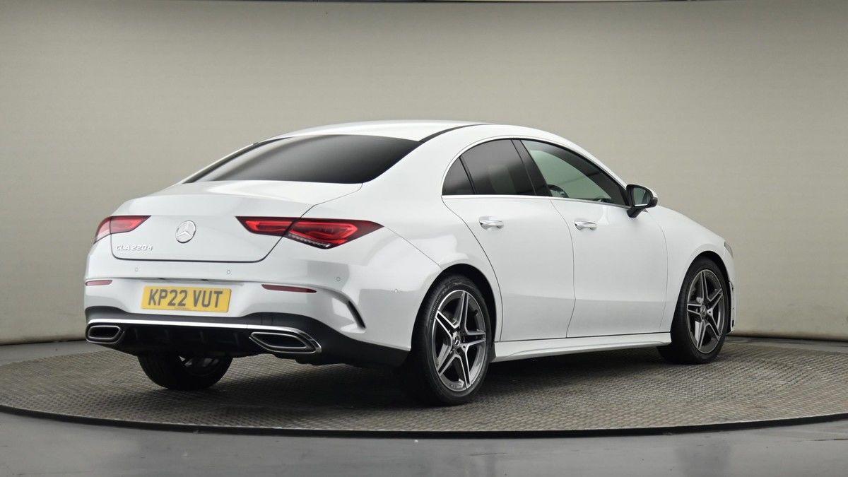 Mercedes-Benz CLA Image 26