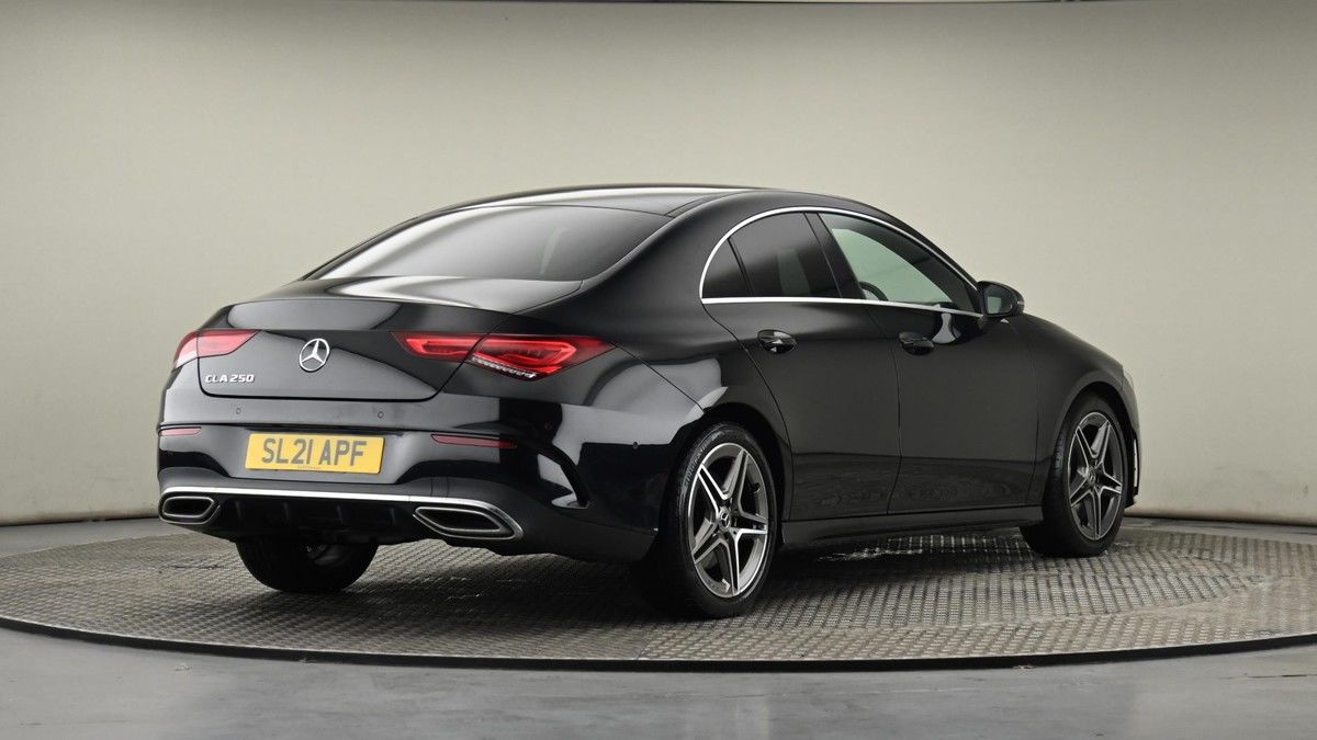Mercedes-Benz CLA Image 26