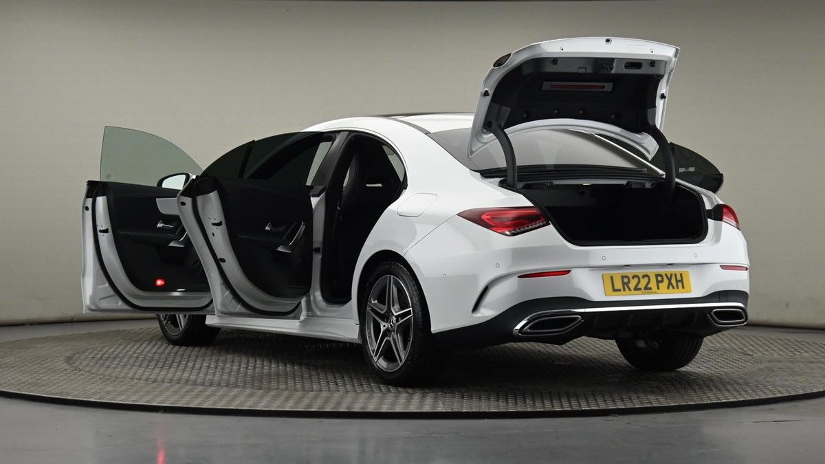 Mercedes-Benz CLA Image 29