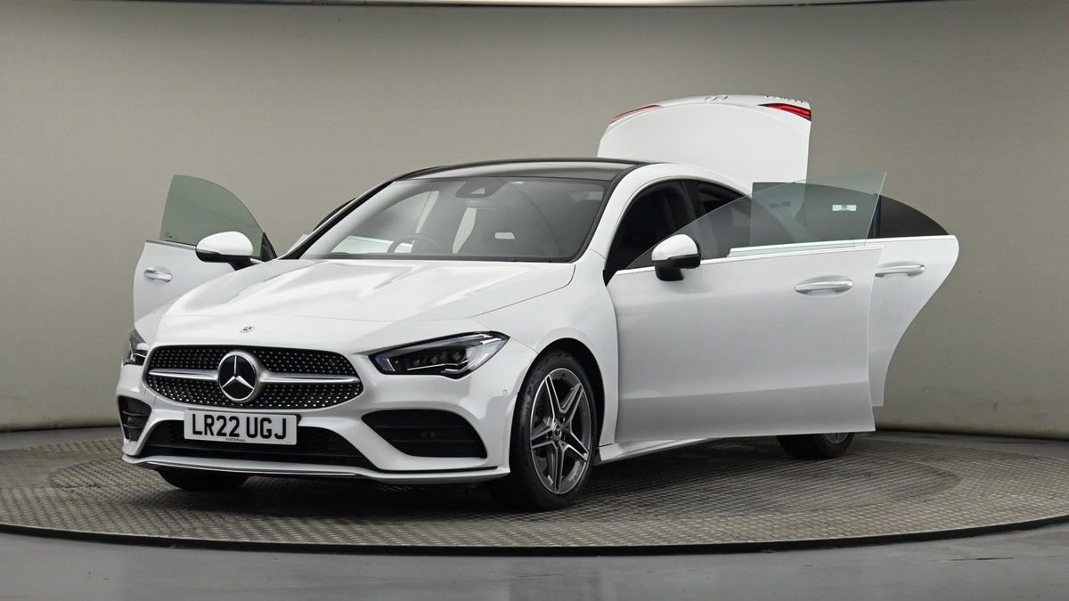 Mercedes-Benz CLA Image 28