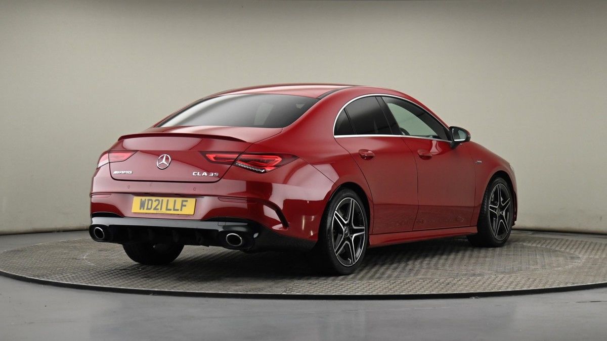 Mercedes-Benz CLA Image 25