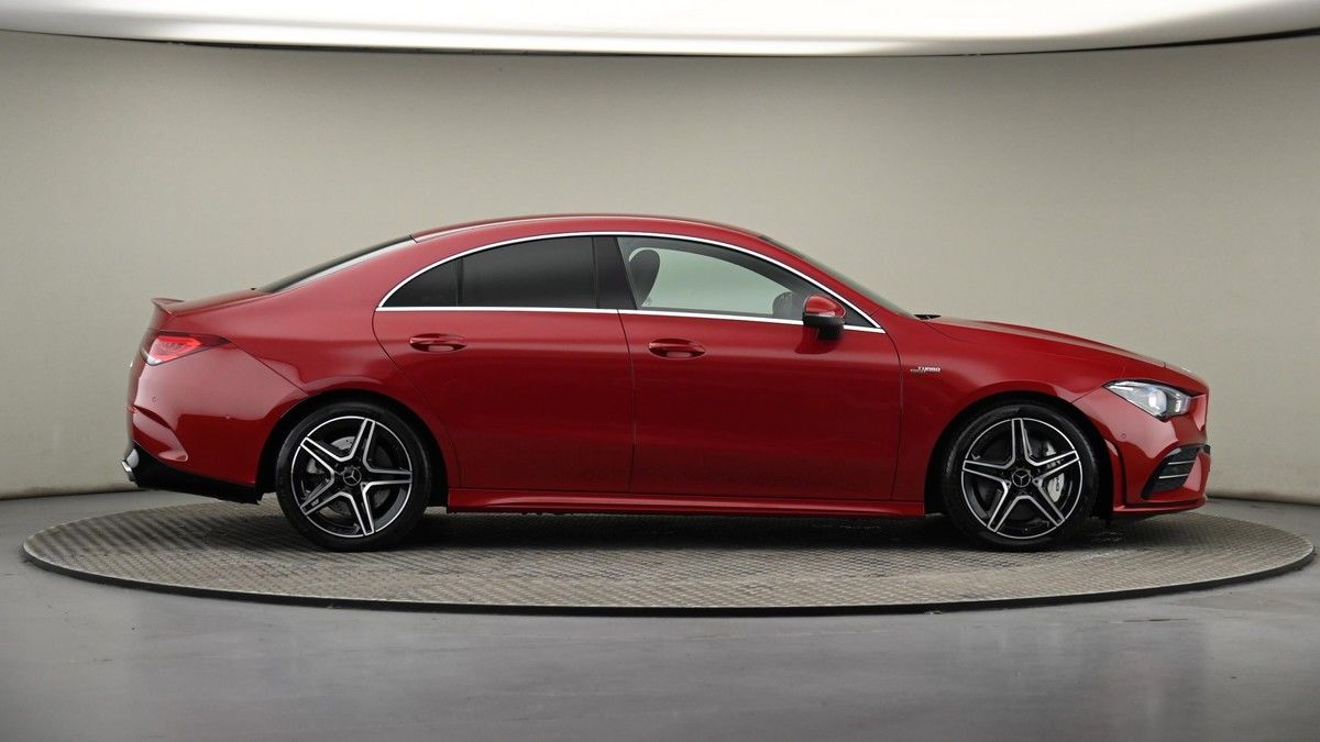 Mercedes-Benz CLA Image 26