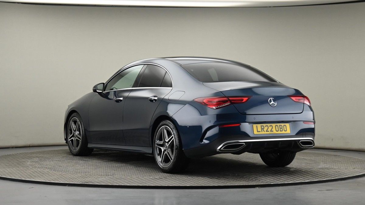 Mercedes-Benz CLA Image 24