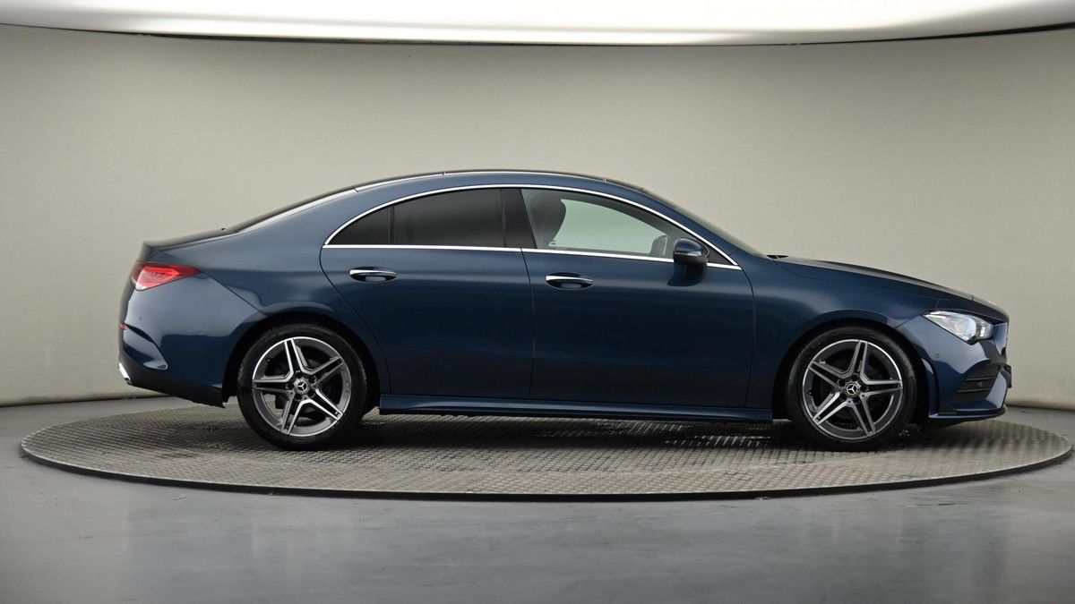 Mercedes-Benz CLA Image 27
