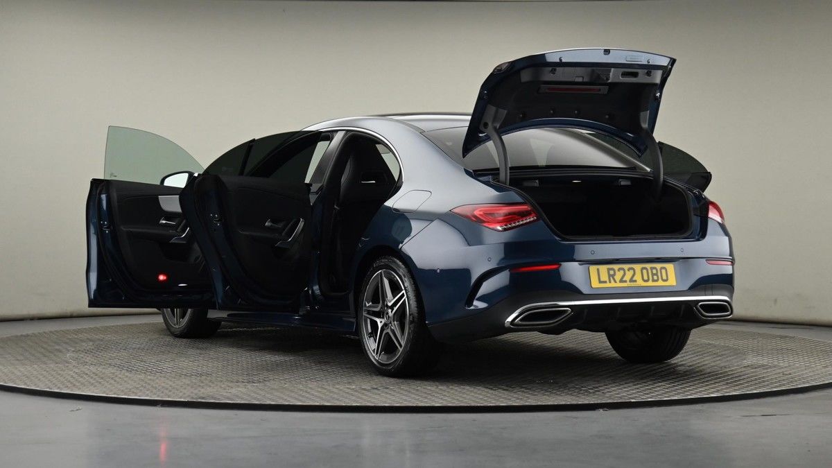Mercedes-Benz CLA Image 29