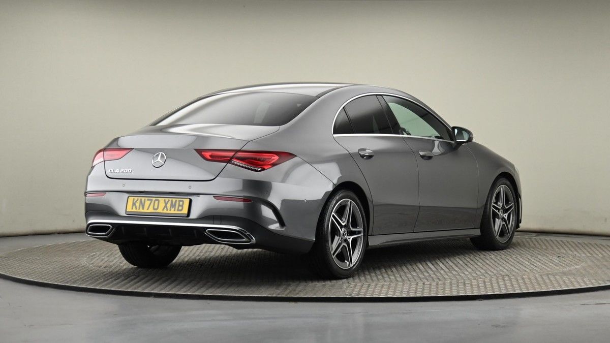 Mercedes-Benz CLA Image 25