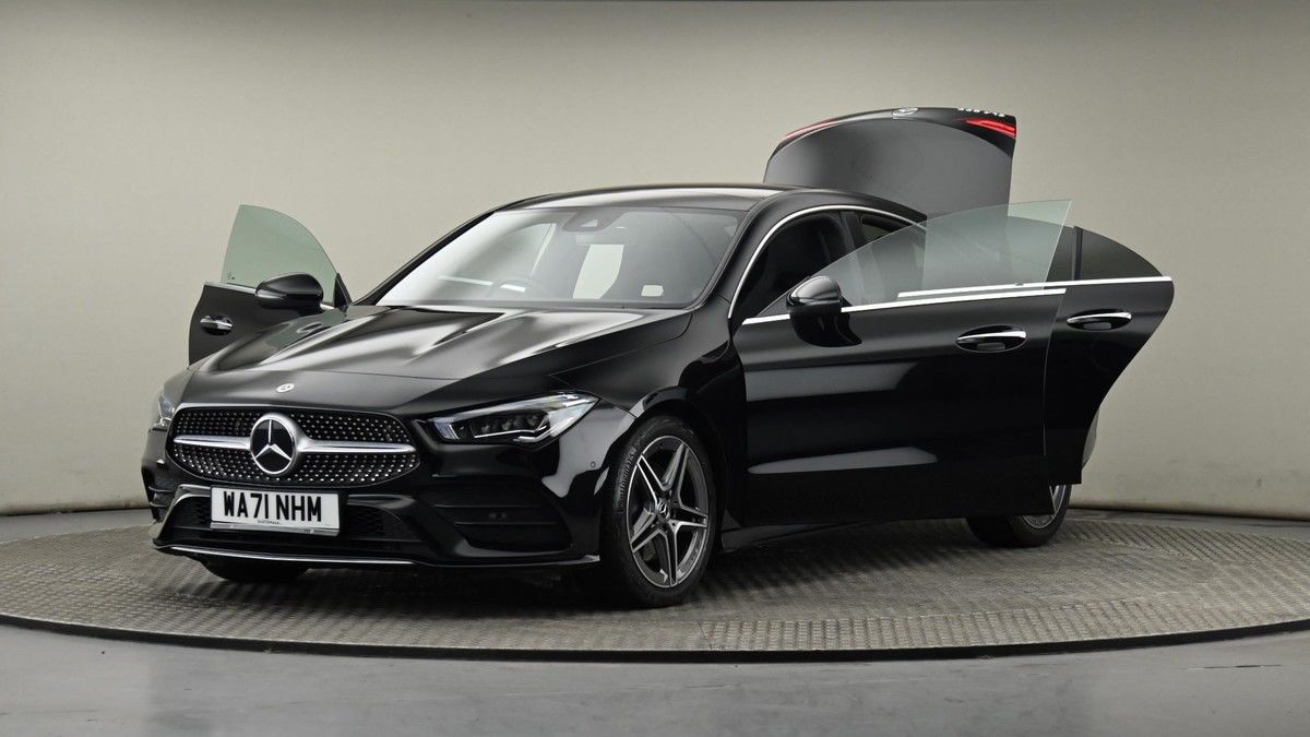 Mercedes-Benz CLA Image 28
