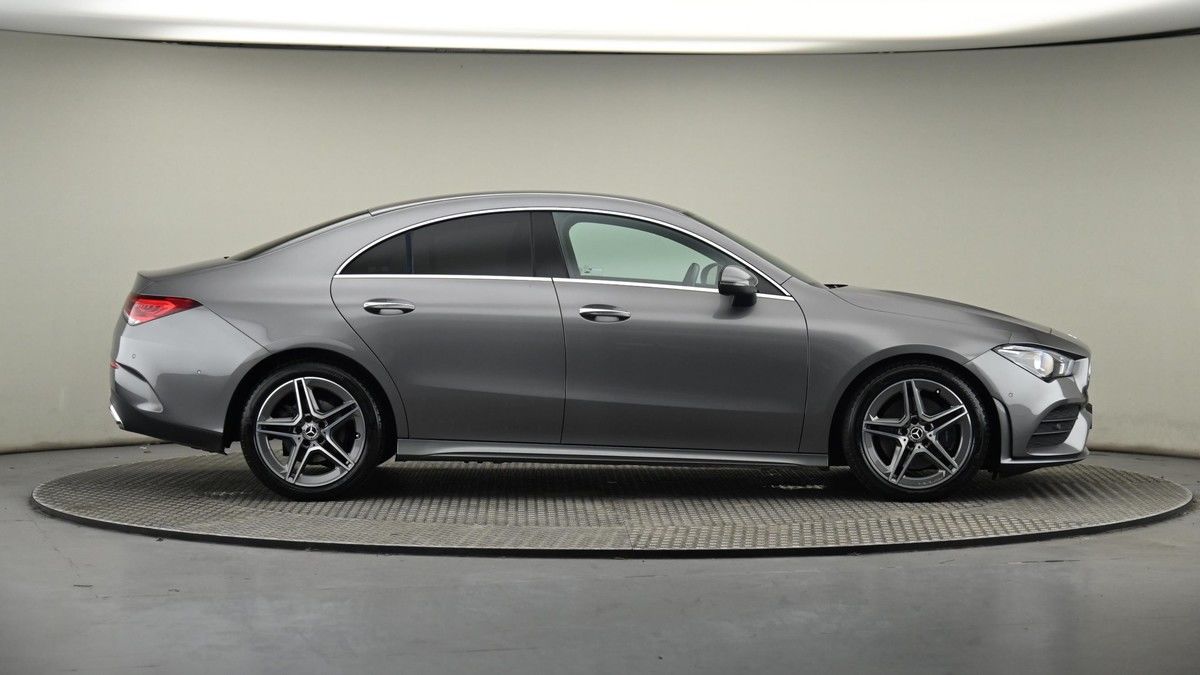 Mercedes-Benz CLA Image 27
