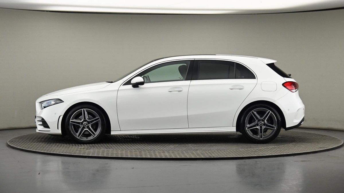 Mercedes-Benz A Class Image 22