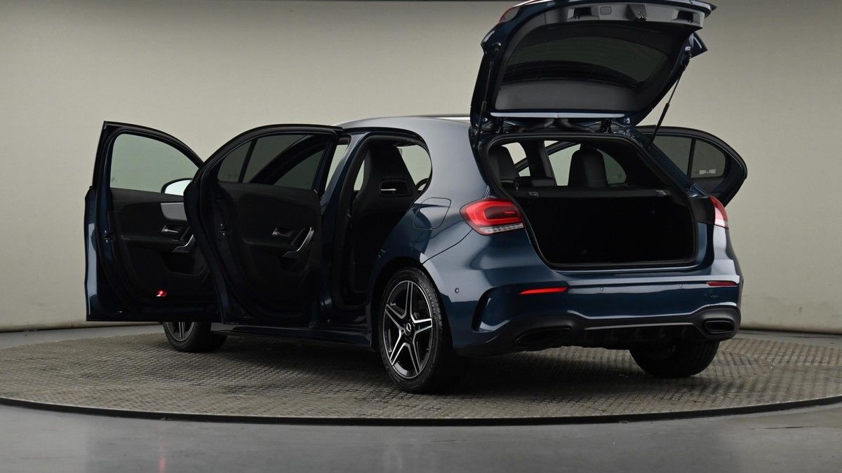 Mercedes-Benz A Class Image 28