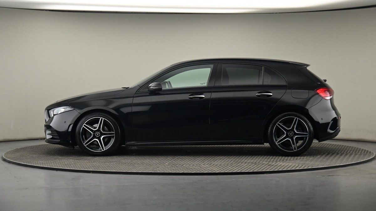Mercedes-Benz A Class Image 23