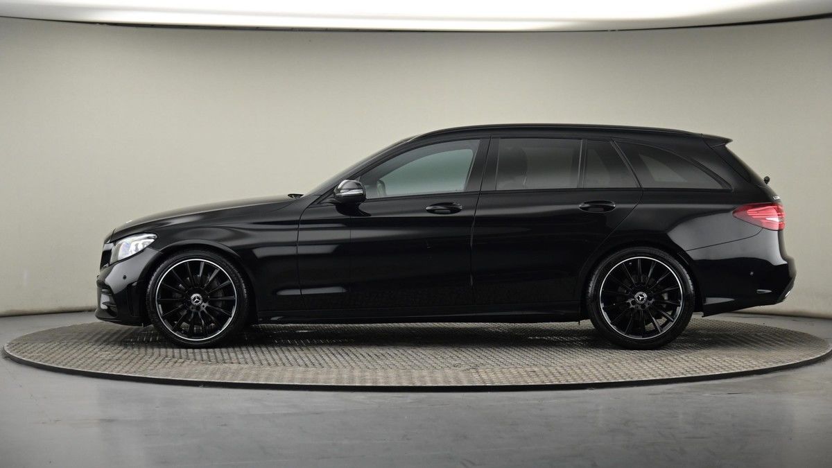 Mercedes-Benz C Class Image 23