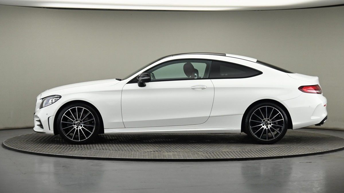 Mercedes-Benz C Class Image 23