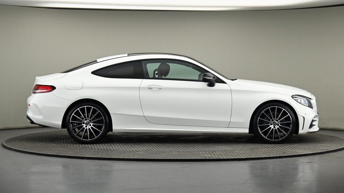 Mercedes-Benz C Class Image 27