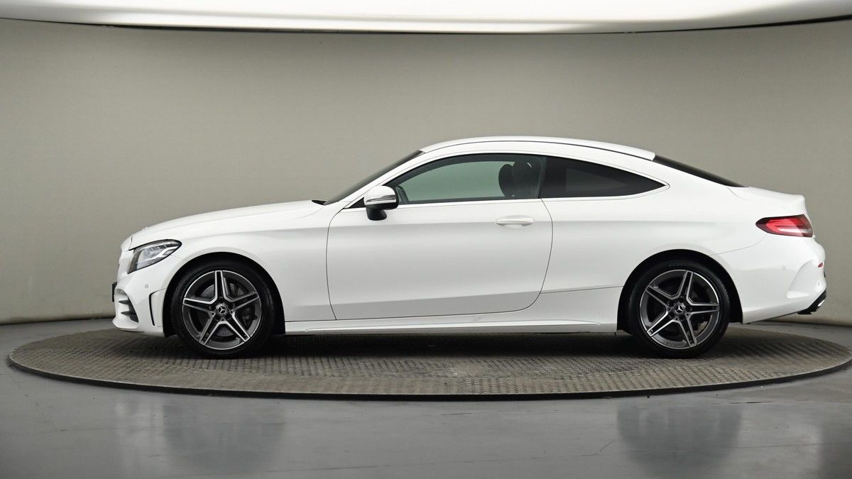 Mercedes-Benz C Class Image 22