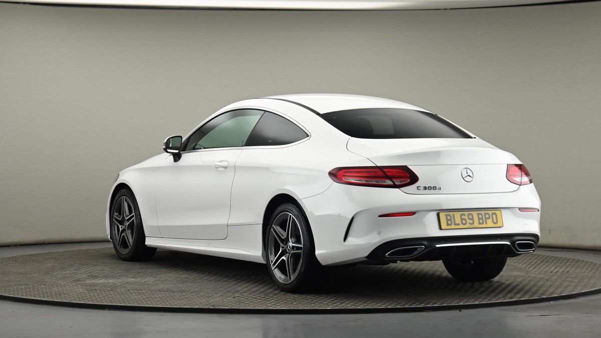 Mercedes-Benz C Class Image 23