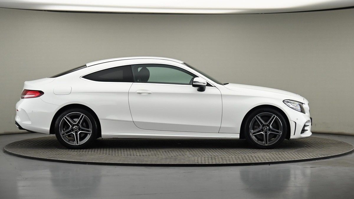 Mercedes-Benz C Class Image 26