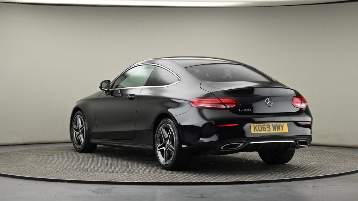 Mercedes-Benz C Class Image 24