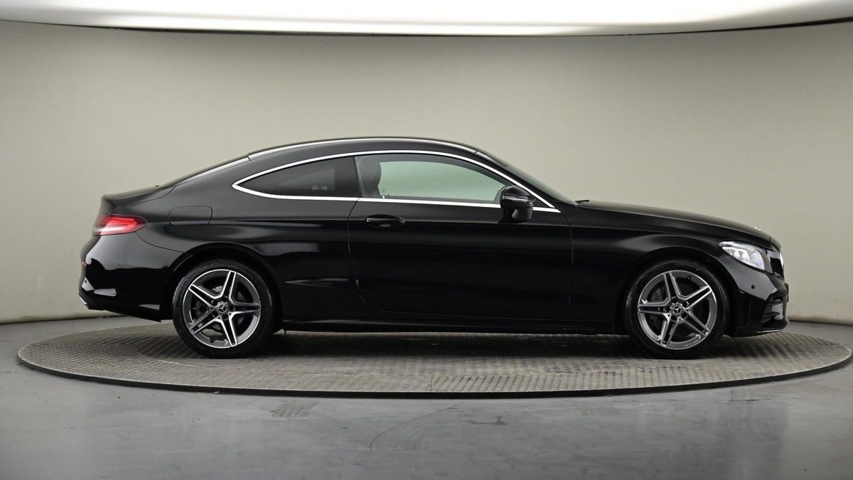 Mercedes-Benz C Class Image 27