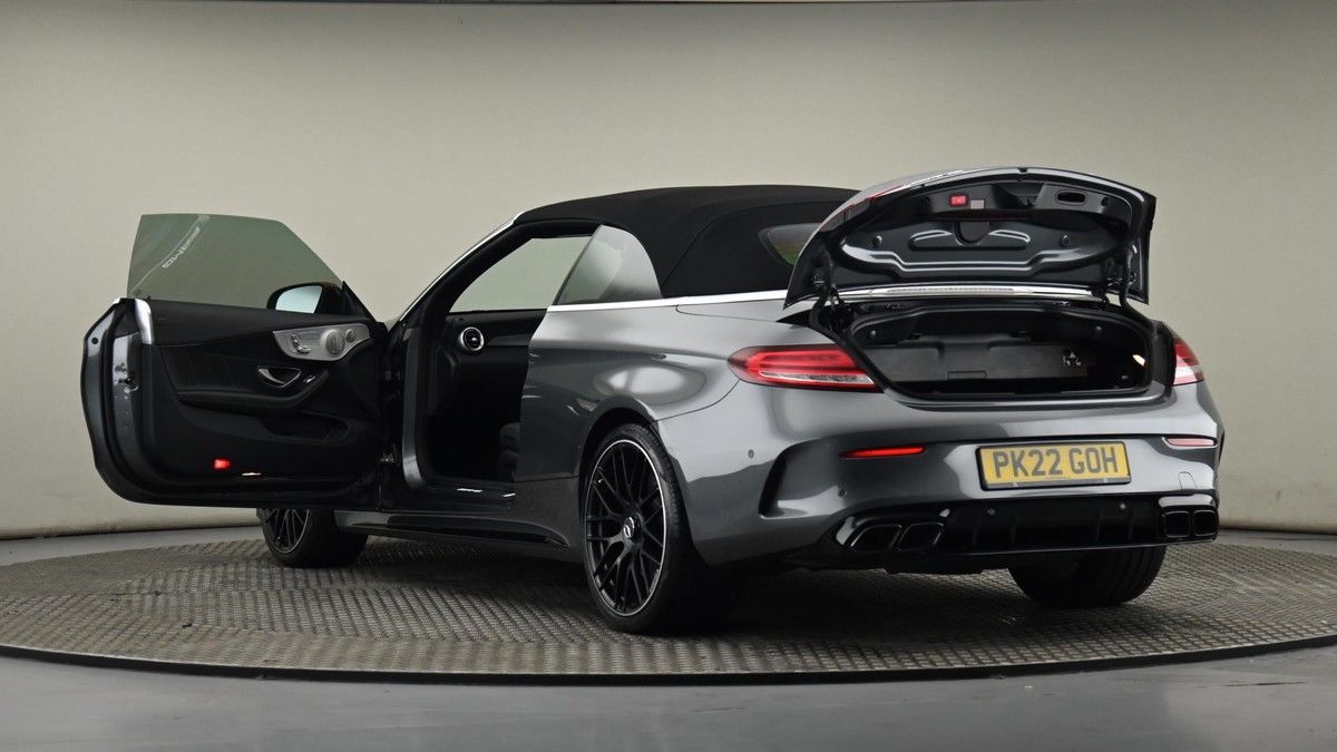 Mercedes-Benz C Class Image 29