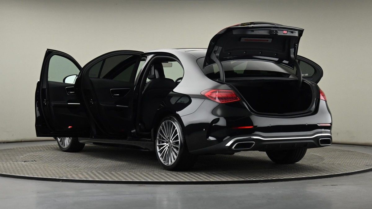 Mercedes-Benz C Class Image 28