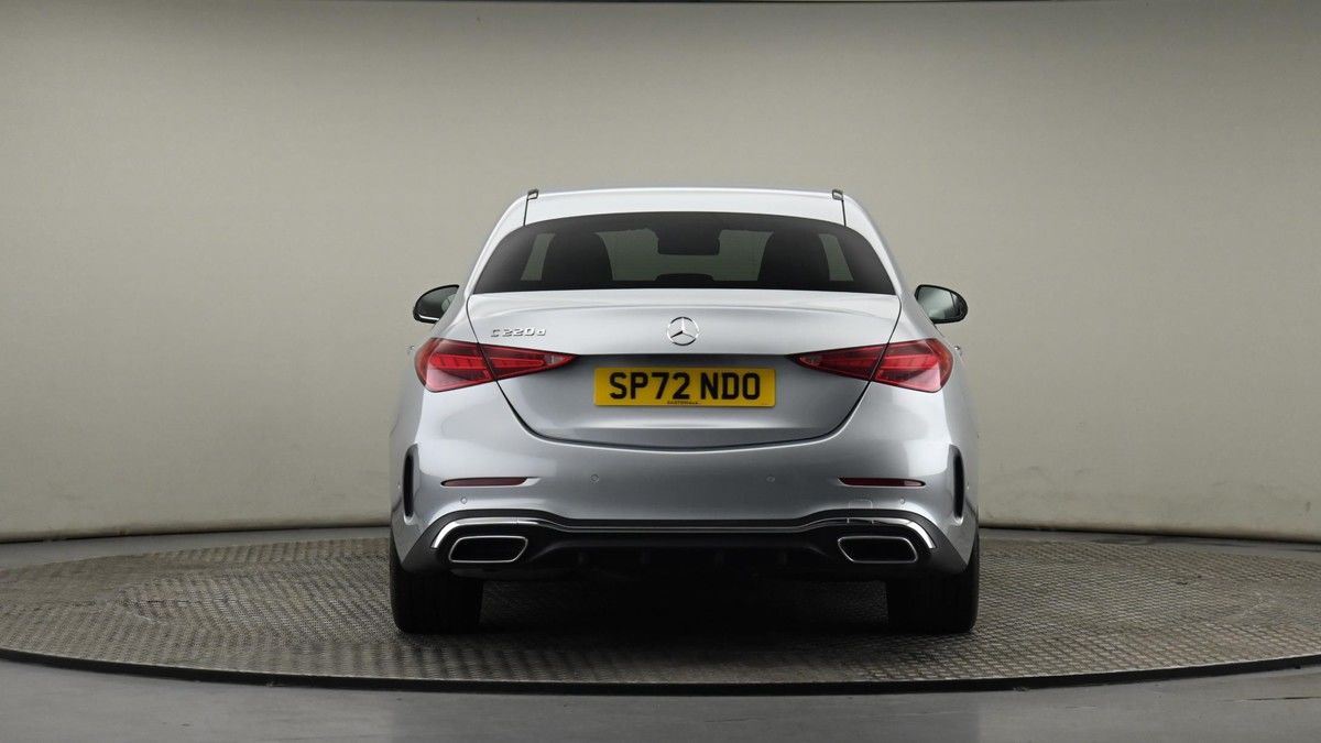 Mercedes-Benz C Class Image 24