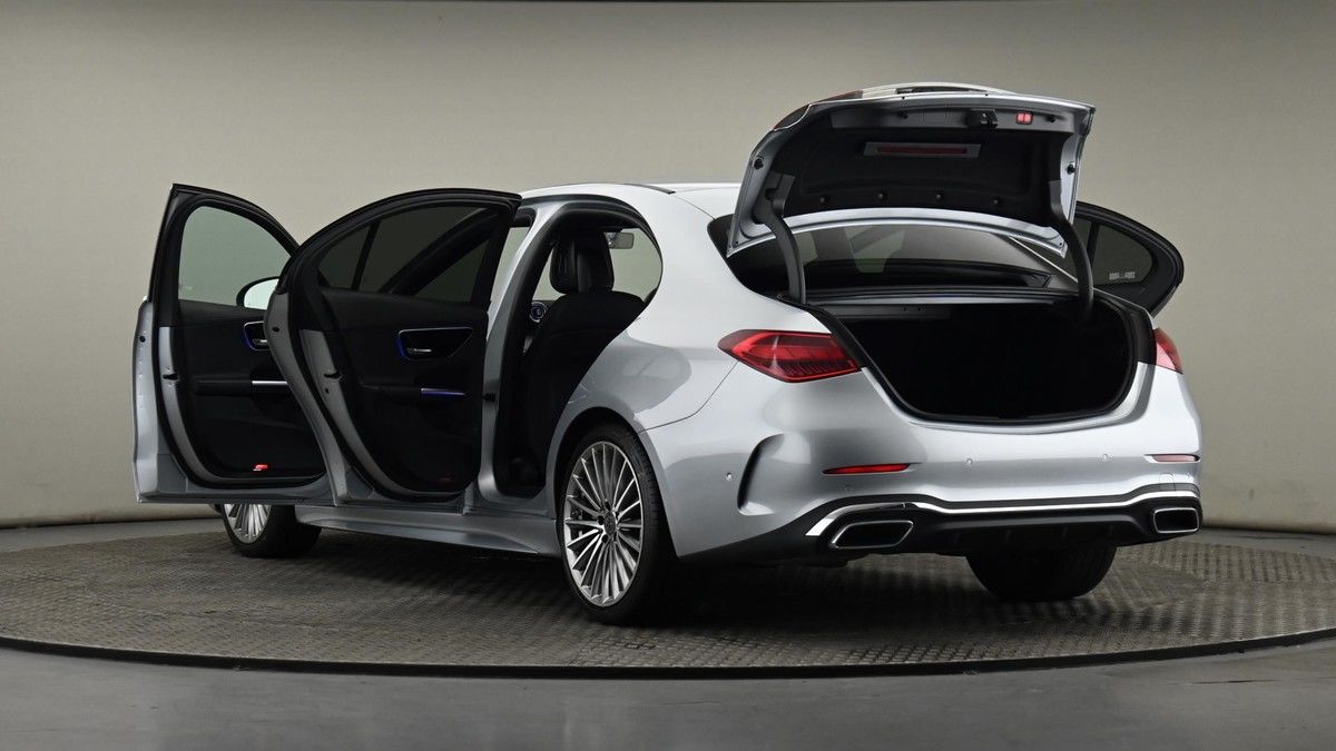 Mercedes-Benz C Class Image 28