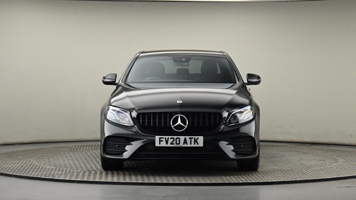 Mercedes-Benz E Class Image 21