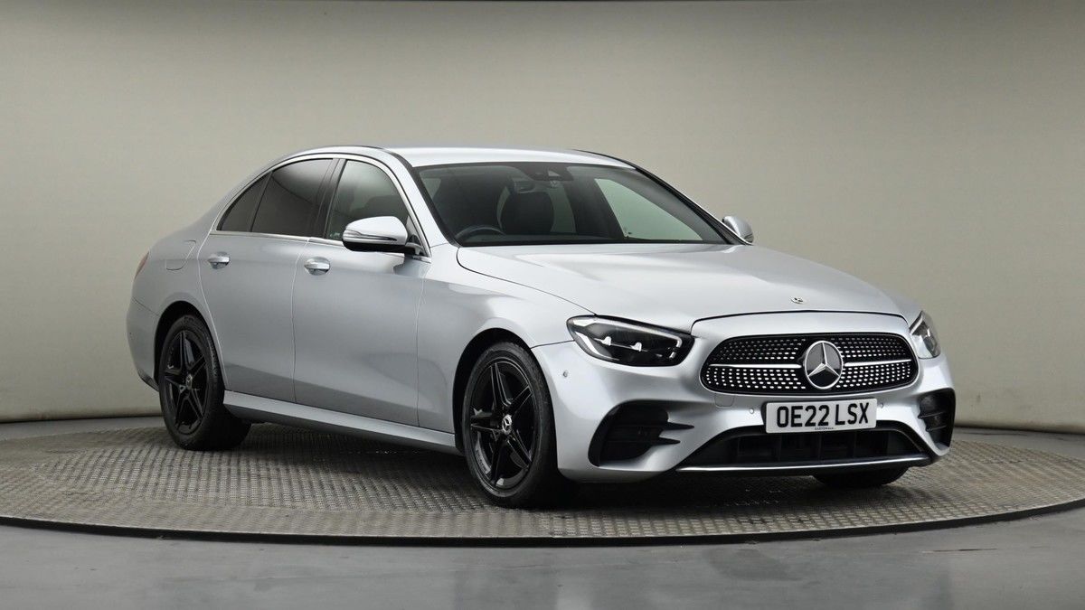 Mercedes-Benz E Class Sticky Header Image