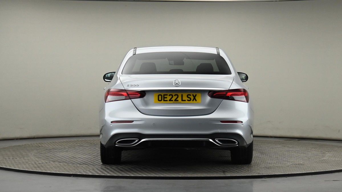 Mercedes-Benz E Class Image 24