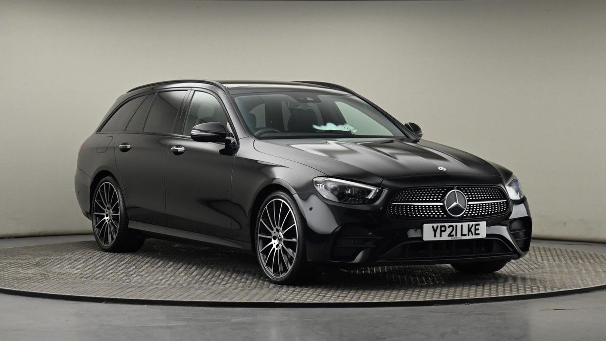 Mercedes-Benz E Class Sticky Header Image
