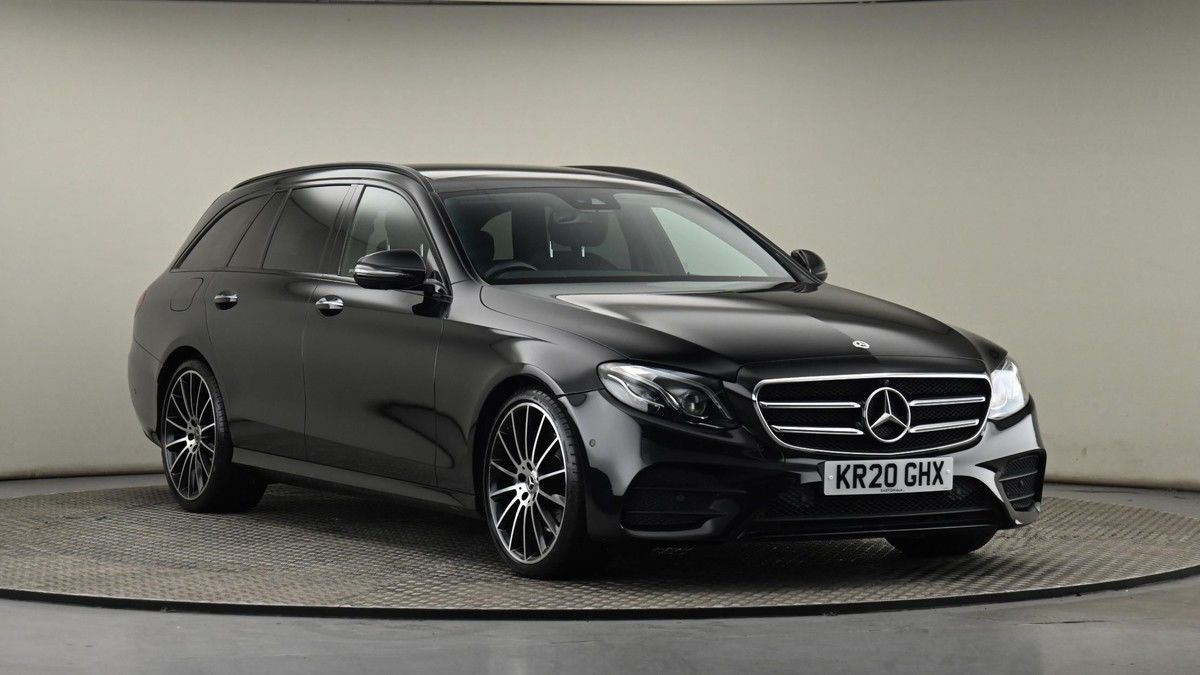 Mercedes-Benz E Class Sticky Header Image